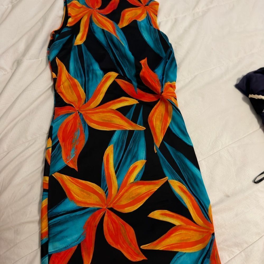 Louisa Ballou Vibrant Floral Swimsuit coverup mini dress M - Picture 6 of 8